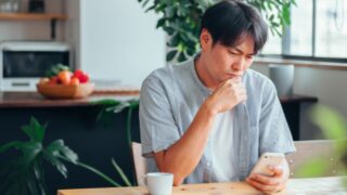 【脱・低所得】手取り10万円台で辛いなら、トラックに乗る仕事で稼いでみないか?